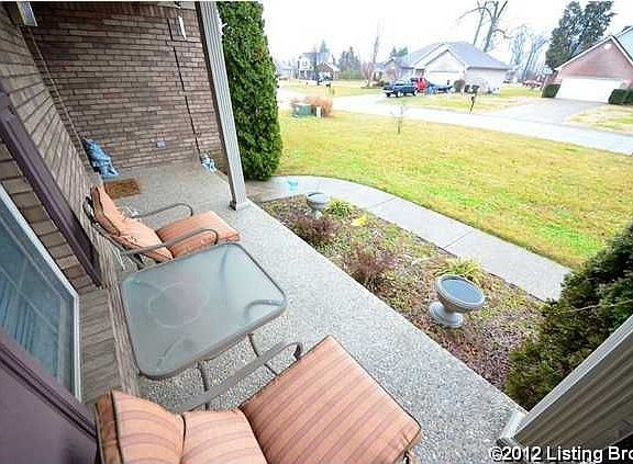 2nd image of 146 Jade Dr