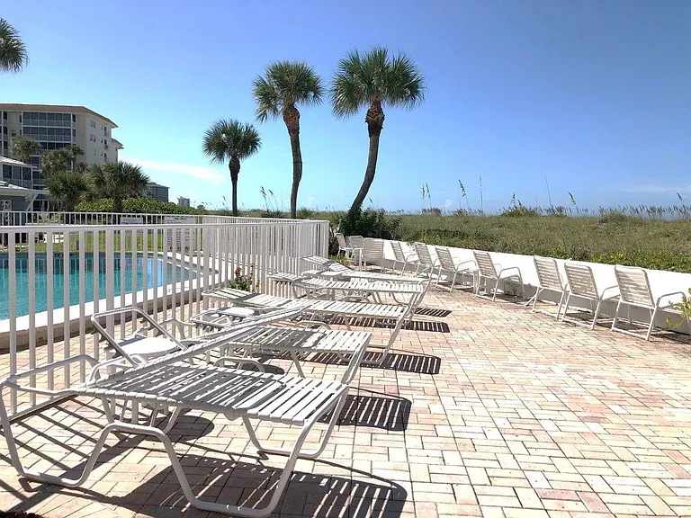 1205 Tarpon Center Dr #D1 — Photo 6