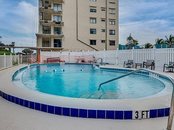 3rd image of 1125 Highway A1a APT 506