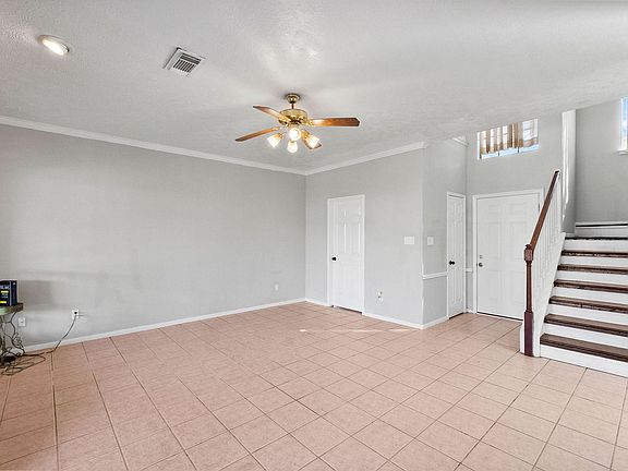 5th image of 4271 Hambledon Village Dr