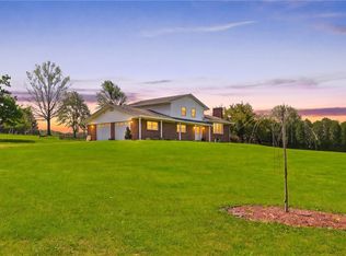 162 County Park Rd, Mount Pleasant, PA 15666