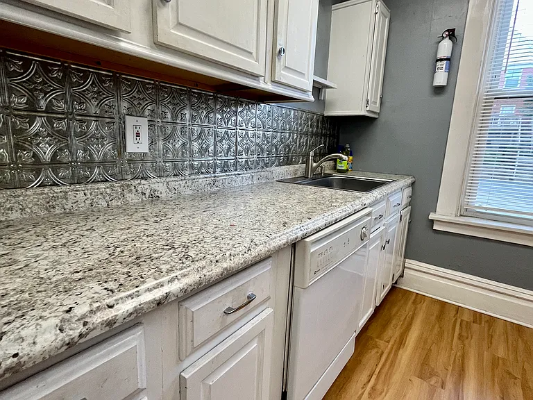1413 Chelton Ave #2 — Photo 12