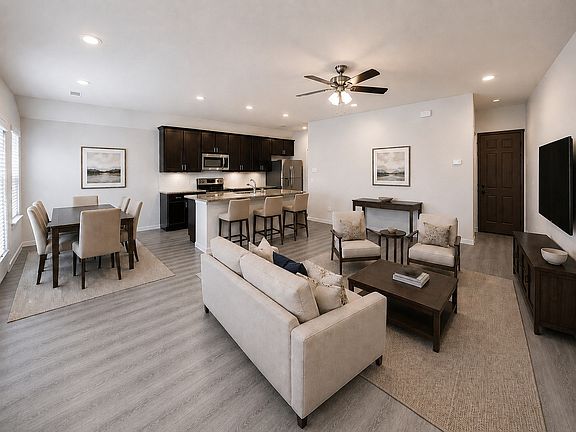4th image of 111 Dartmouth Ave