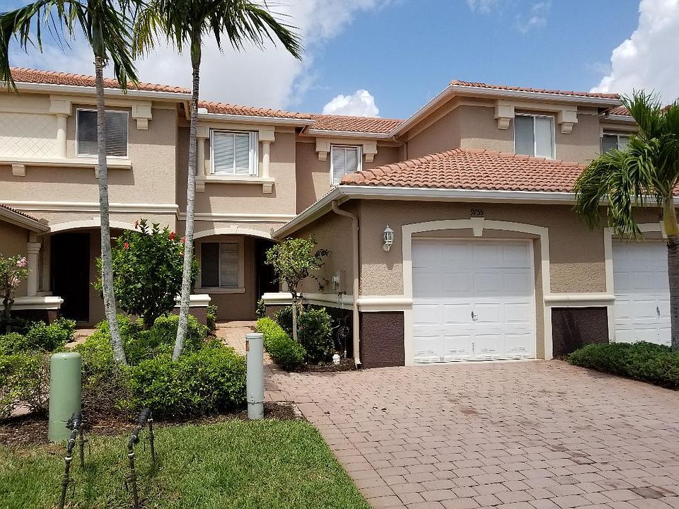 2 car driveway, 1 car garage