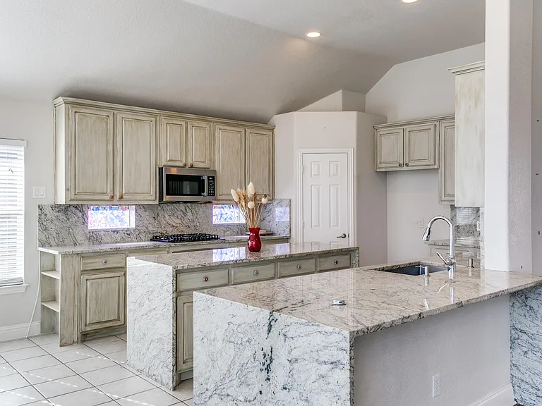 6004 Grand Meadow Ln — Photo 9