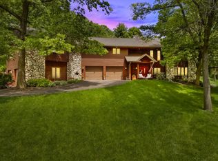 N4557 Meadow Wood Rd, Onalaska, WI 54650