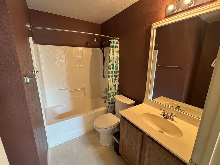 8831 Holliday Ln — Photo 9