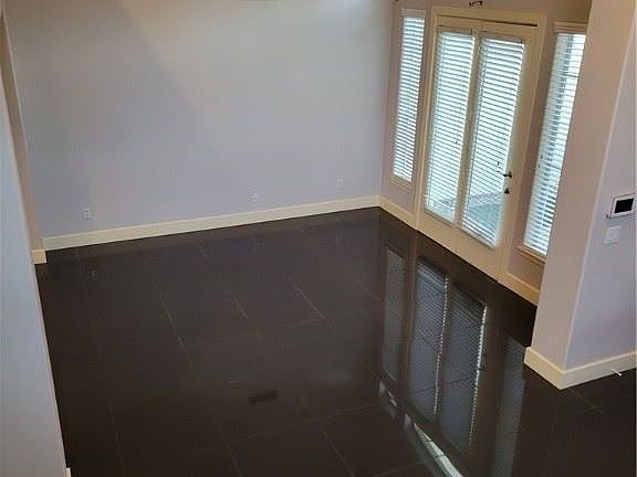 4th image of 2813 Summer Lake Dr