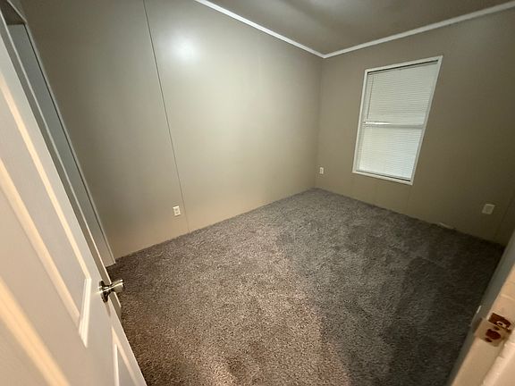 3rd image of 619 Paraiso Dr