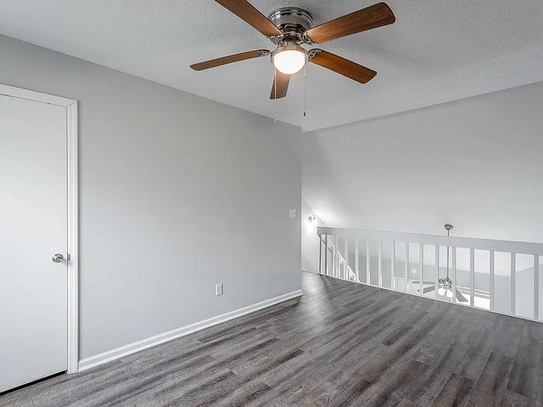 Amberwood Chalet: Modern Comfort in Chattanooga — Photo 37