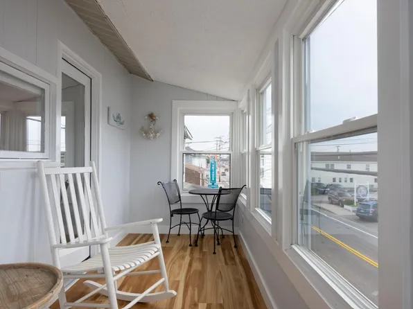 75 E Grand Ave #C, Old Orchard Beach, ME 04064