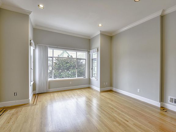 2nd image of 462 2nd Ave APT 2