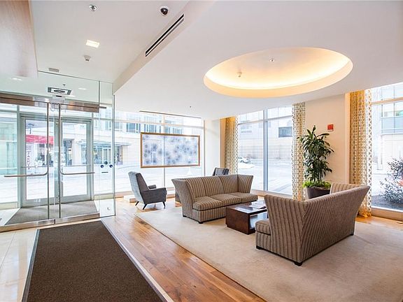 5th image of 100 Exchange St Unit 1305