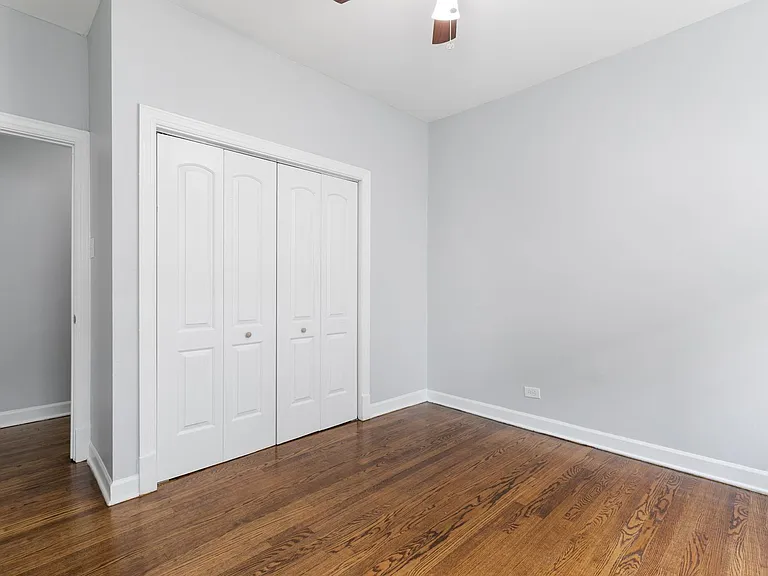 7700-7706 N Marshfield Ave #AVE;-1638-1642 — Photo 10