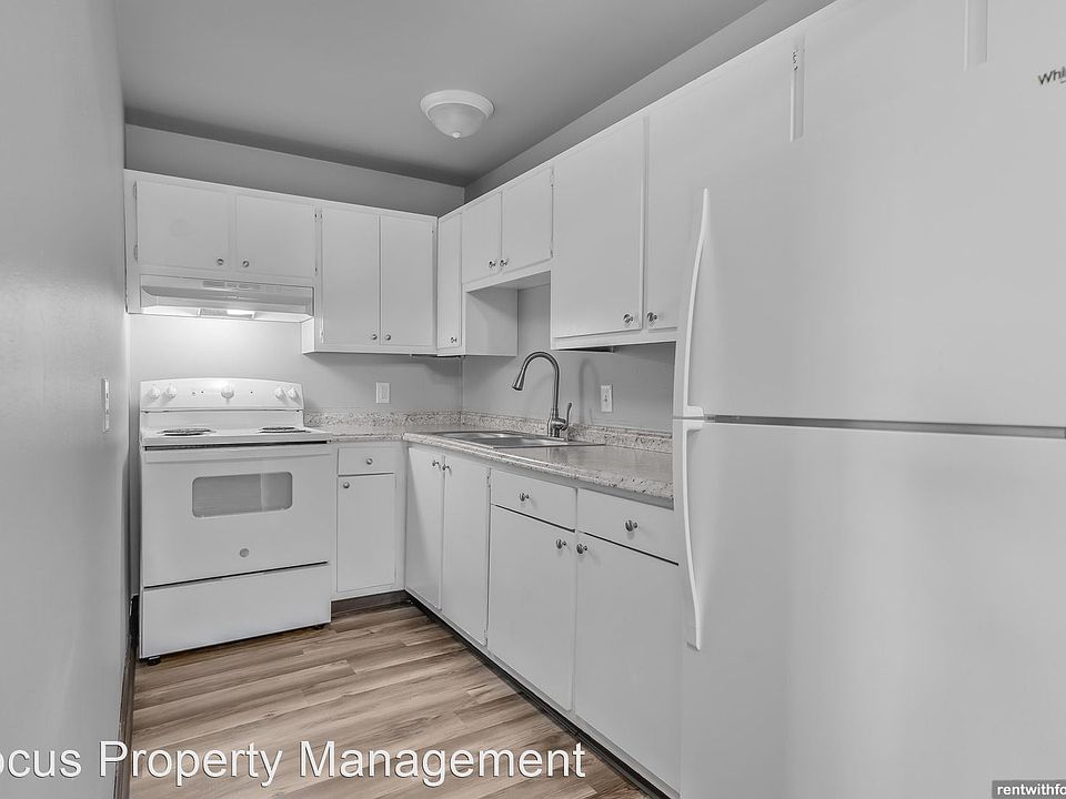 1st image of 671 S Western Ave #8618713