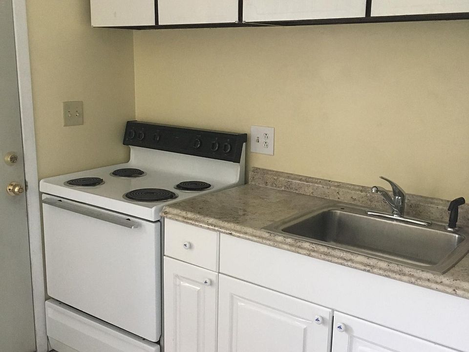 2nd image of 47 Overlook Ave APT 4