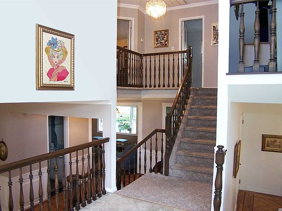 3rd image of 29 Linden St