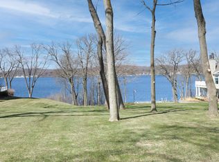 2 S Lake Shore Dr, Lake Geneva, WI 53147