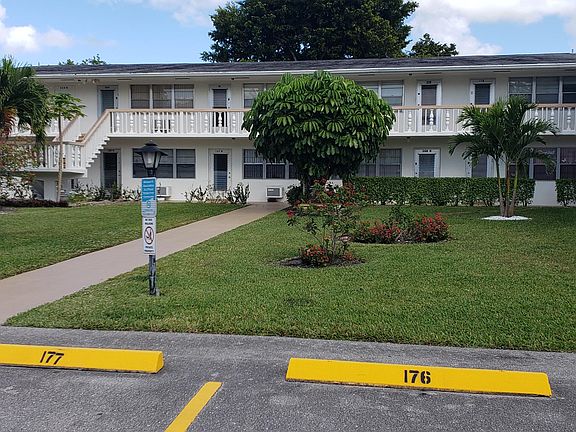 3rd image of 181 Windsor Dr #H