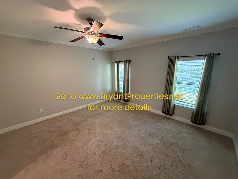 285 Blackthorn Ln — Photo 13