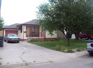 1114 E 5th Ave, Cheyenne, WY 82001
