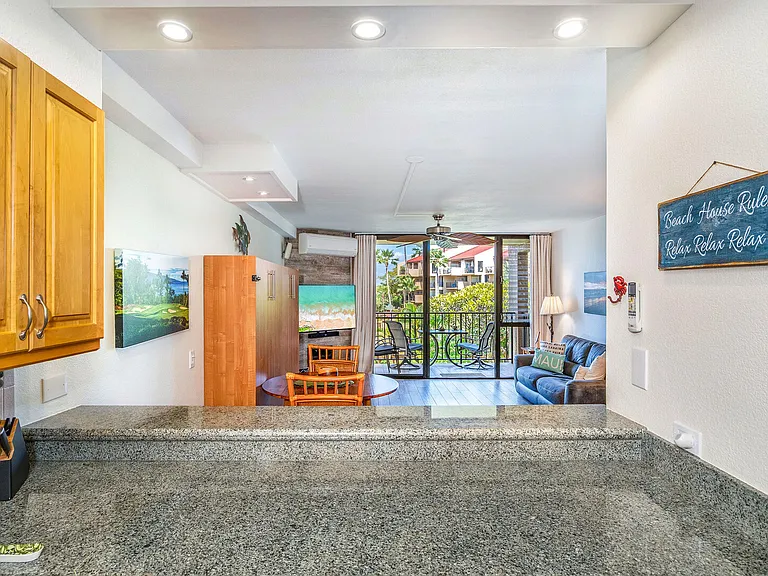 S Kihei Rd — Photo 18