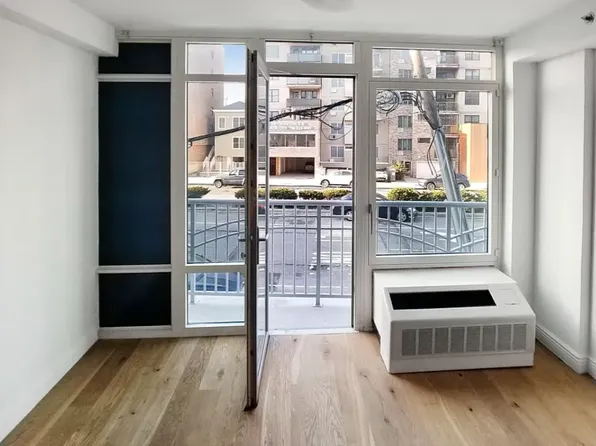 3440 Guider Avenue image 4 of 9