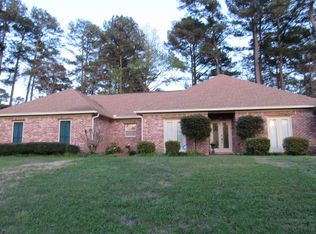 308 Pinewood Ln, Ridgeland, MS 39157