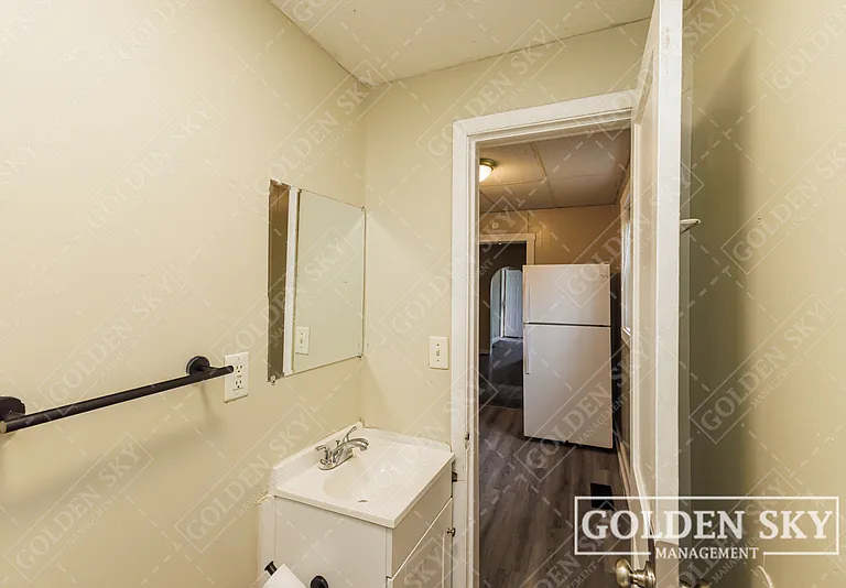 1203 W 1st St #2 — Photo 9