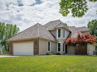 9300 Cyclone Ln, Lees Summit, MO 64064