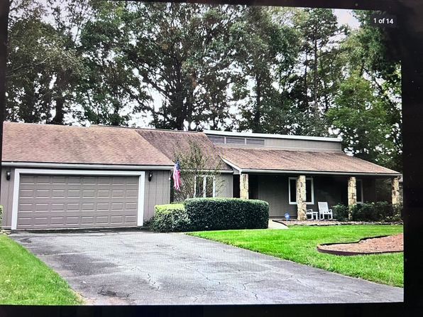 9204 Raintree Ln