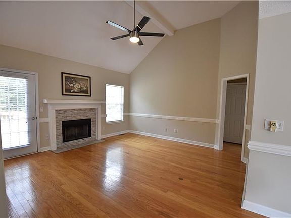 5th image of 3120 Willow Park Dr