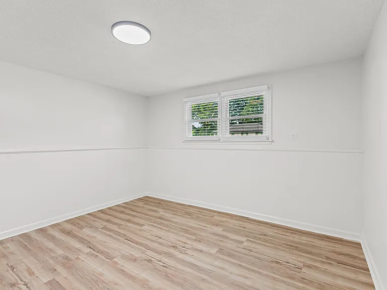 16209 Speaker Ave — Photo 15