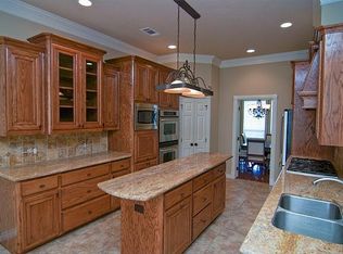 2143 Rockcliffe Loop, College Station, TX 77845