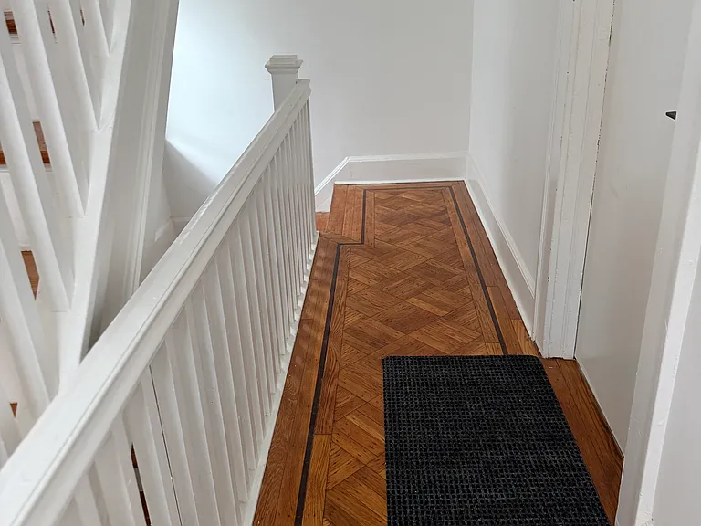 33 Grumman Ave #2 — Photo 7