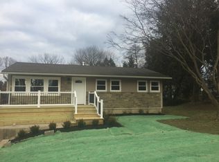 405 Farview Ave, Newtown Square, PA 19073