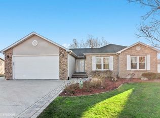 239 Brian Ln, Braidwood, IL 60408