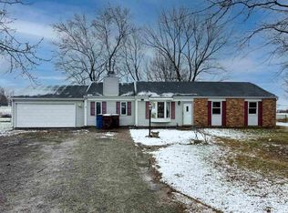 9114 Hoagland Rd, Hoagland, IN 46745