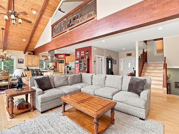 5th image of 649 Sutter Ln