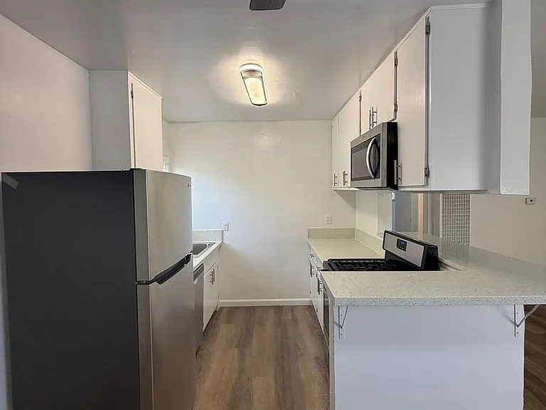 2231 S. Hauser Blvd — Photo 11