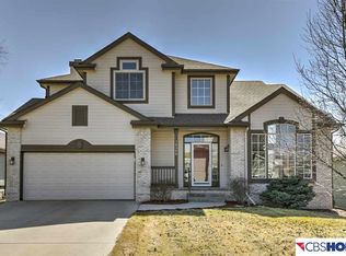 16369 Sahler St, Omaha, NE 68116