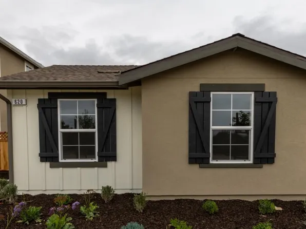 620 Carmel Ave, Marina, CA 93933