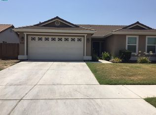 929 W Reese Ave, Visalia, CA 93277