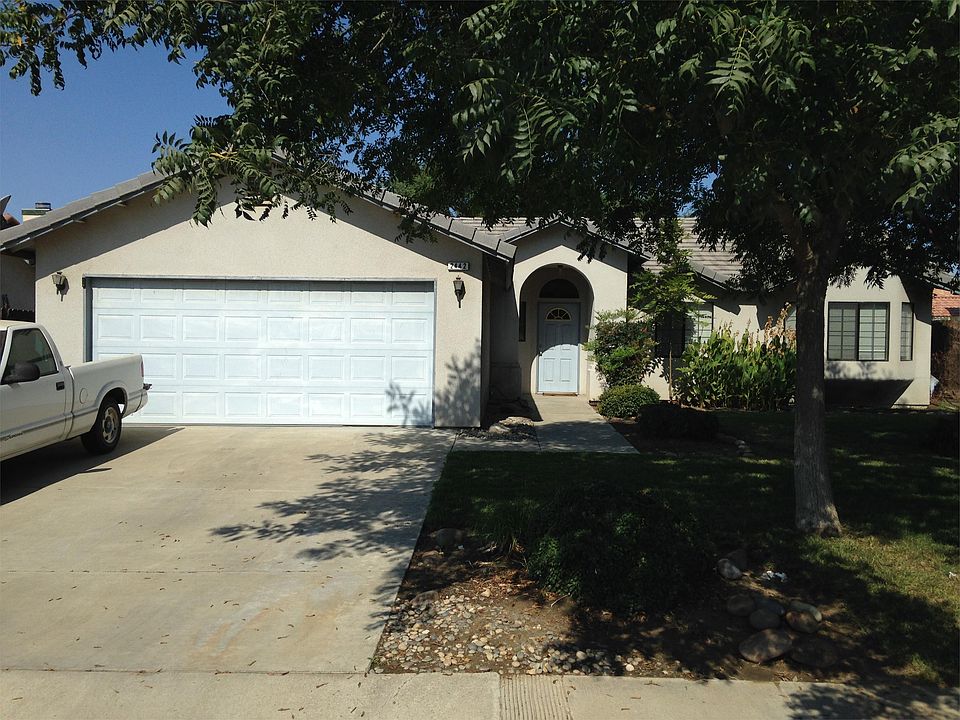 1st image of 2442 Fernwood Dr