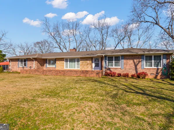 876 Gordon Rd, Barnesville, GA 30204