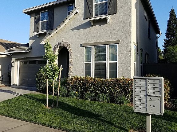 2nd image of 1568 Morning Glory Ln