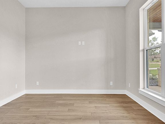 4th image of 13974 Cedar Vis