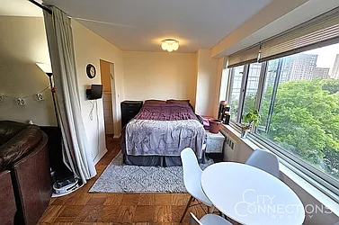Rented by City Connections Realty