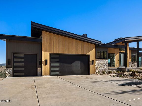 4th image of 4065 E Islay Dr