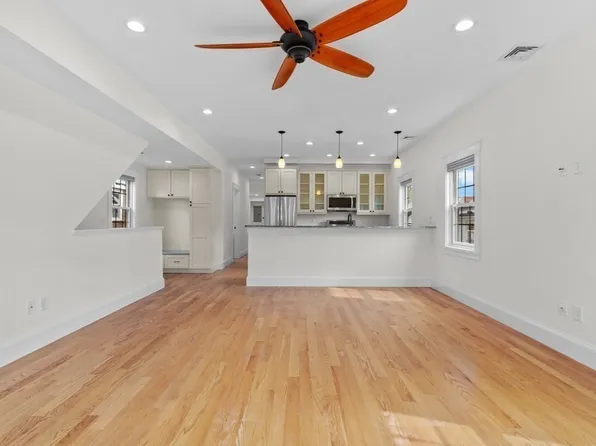 25 Auburn Ave #2, Somerville, MA 02145